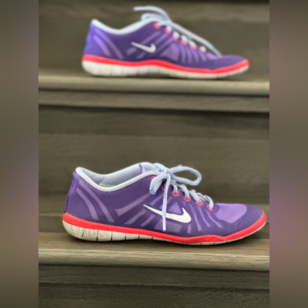 Nike Purple Running/Walking Sneakers. Women’s Size 6